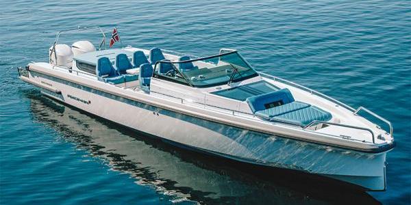 Axopar 37 Spyder