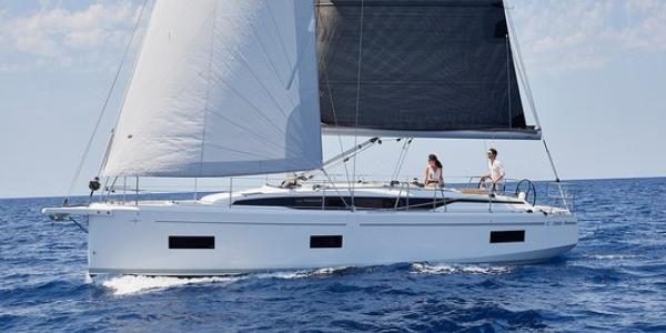 Bavaria C38