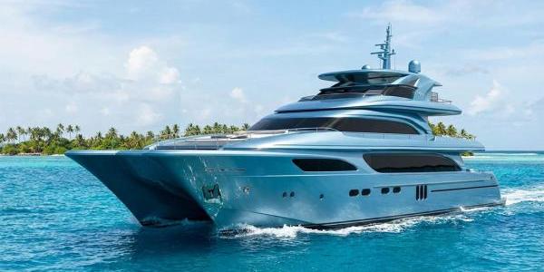 Catamaran Super Yacht 30m