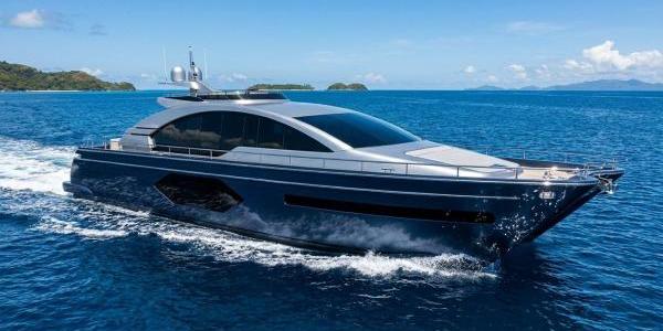 Catamaran Motor Yacht 23m