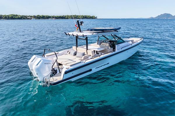 Axopar 37 Sun Top Axopar 37 Sun Top