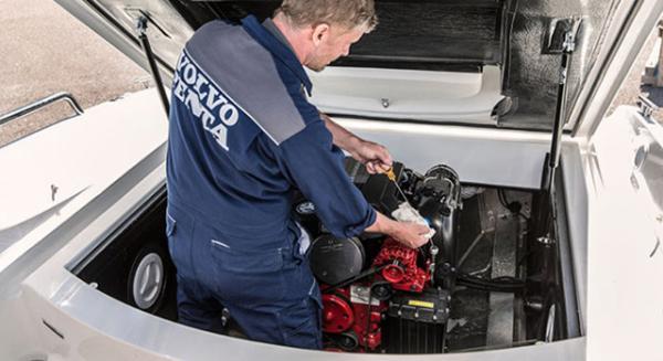 West Solent Boat Builders Inboard Winterising