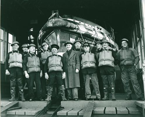 Margate crew wearing Brodie helmets during WW2