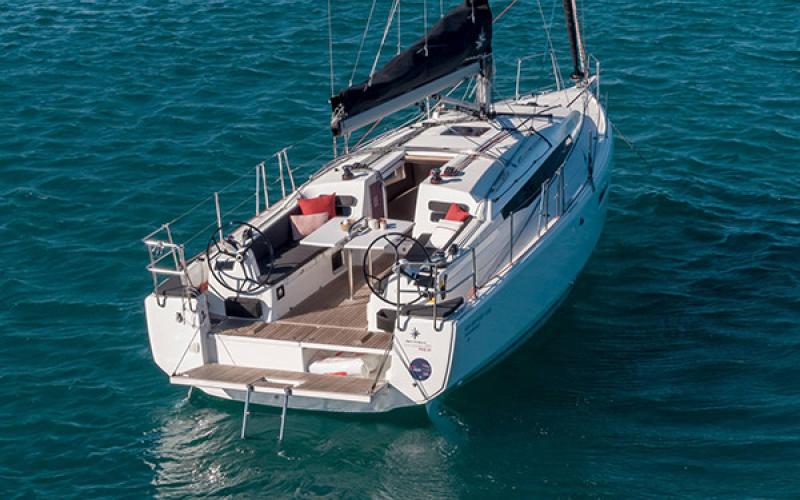 Sun Odyssey 380