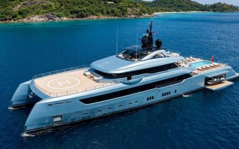 Catamaran Explorer Yacht 63m