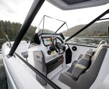Axopar 22 T Top Helm