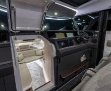 Axopar 45 XC Cross Cabin Saloon