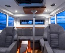 Paragon 31 Flybridge Saloon