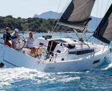 Sun Odyssey 350