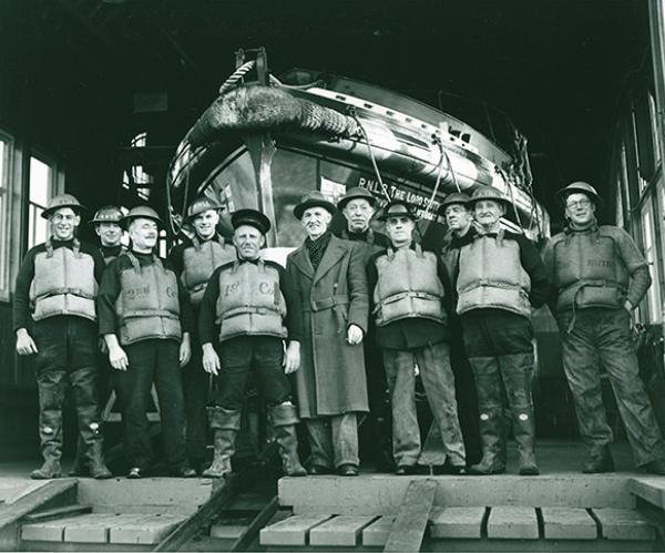 Margate crew wearing Brodie helmets during WW2